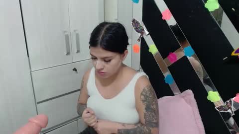 daphne877046 online show from 09-23-25, 06:33