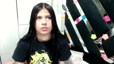 Snapshot of daphne877046 chatting on 10-20-25, 09:48 daphne877046 online show from 10-20-25, 09:48