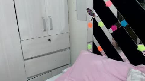 Snapshot of daphne877046 chatting on 10-26-25, 10:36 daphne877046 online show from 10-26-25, 10:36