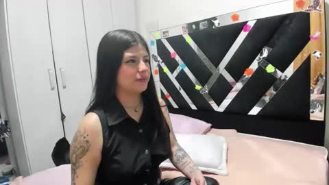 daphne877046 online show from 04-03-26, 03:15