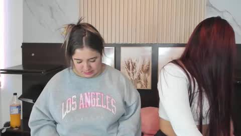 daphne__glow online show from 09-26-25, 02:54
