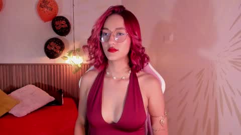 Snapshot of daphne_courtis chatting on 10-19-25, 03:07 Daphne online show from 10-19-25, 03:07