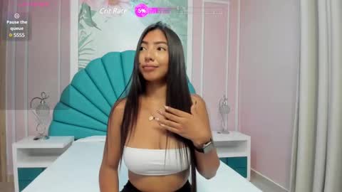 Snapshot of daphne_fox_ chatting on 02-18-25, 02:27 Daphne  online show from 02-18-25, 02:27