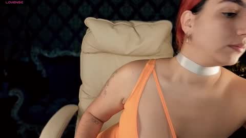 Agatha  online show from 11-28-25, 01:58