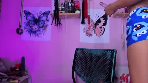 daphneandrade online show from 01-31-25, 01:02