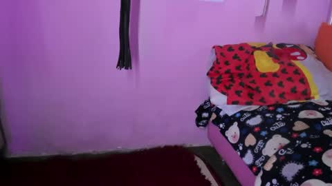 daphneandrade online show from 02-15-25, 03:50