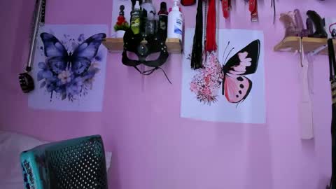 daphneandrade online show from 02-27-25, 04:21