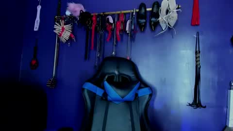 daphneandrade online show from 10-10-25, 01:21