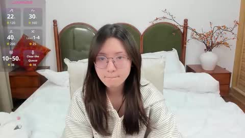 Snapshot of daphnedawn chatting on 11-29-25, 12:08 Dawn online show from 11-29-25, 12:08