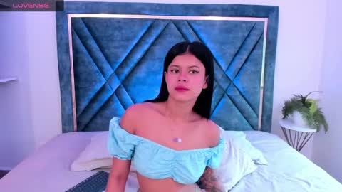 Daphne online show from 02-27-25, 12:02