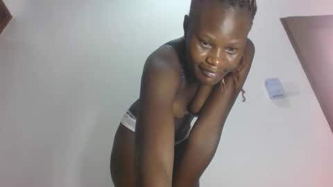 Snapshot of darberry21 chatting on 02-12-26, 03:34 ESTHER online show from 02-12-26, 03:34