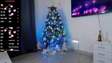 Darcie online show from 12-31-24, 08:12