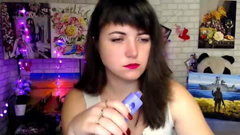 Snapshot of darina_m_ chatting on 10-10-25, 05:06 Darina online show from 10-10-25, 05:06