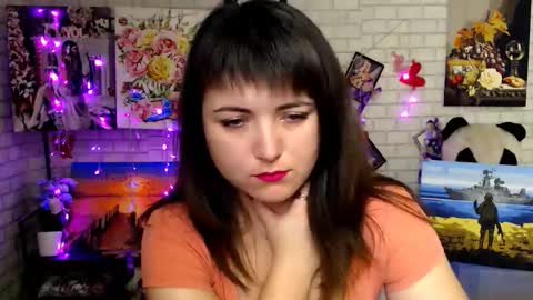 Snapshot of darina_m_ chatting on 11-09-25, 07:06 Darina online show from 11-09-25, 07:06