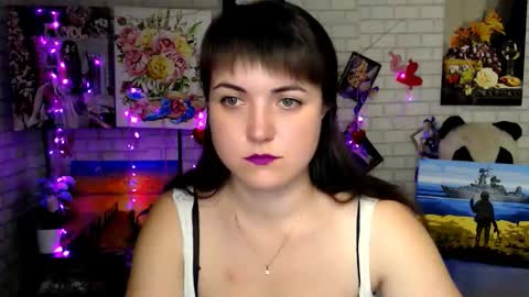 Snapshot of darina_m_ chatting on 11-11-25, 03:56 Darina online show from 11-11-25, 03:56