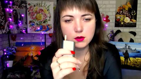 Snapshot of darina_m_ chatting on 11-18-25, 03:01 Darina online show from 11-18-25, 03:01