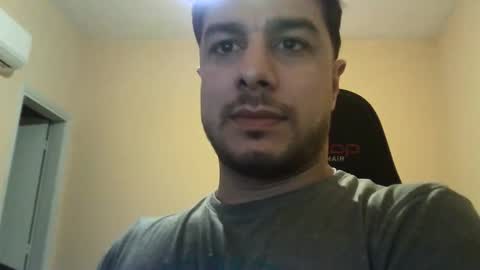 Snapshot of dario12rodriguez chatting on 10-18-25, 03:53 dario12rodriguez online show from 10-18-25, 03:53