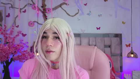 Snapshot of daripqueen chatting on 04-07-26, 02:28 DaripQueen online show from 04-07-26, 02:28