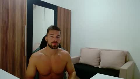 darius_94 online show from 11-29-25, 05:32