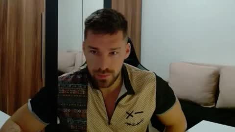 darius_94 online show from 01-19-26, 05:22