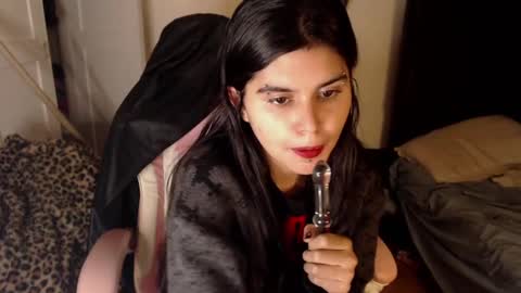 Moony online show from 02-11-25, 05:58