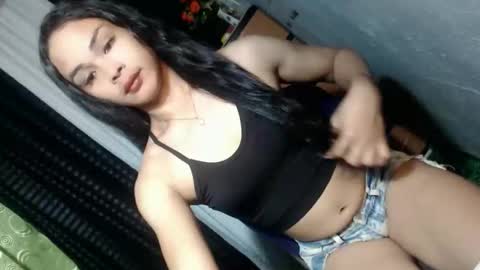 Snapshot of dark_angelxxx94 chatting on 10-23-25, 10:08 yushico online show from 10-23-25, 10:08