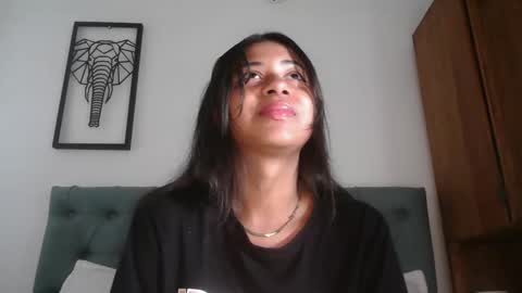 Snapshot of dark_enchantress_ chatting on 10-08-25, 07:11 Sofia online show from 10-08-25, 07:11