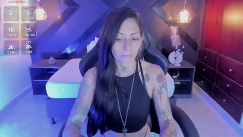 M I K A E L A online show from 12-01-25, 07:08