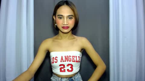 Snapshot of dark_hurohuro19 chatting on 02-17-26, 01:57 LIANNA online show from 02-17-26, 01:57