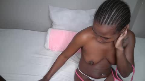 dark_lovly online show from 10-27-25, 04:55