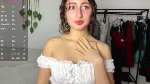 Snapshot of dark_project chatting on 10-29-25, 07:21 Emily online show from 10-29-25, 07:21