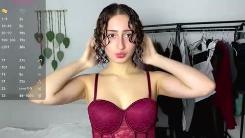 Snapshot of dark_project chatting on 10-31-25, 07:20 Emily online show from 10-31-25, 07:20