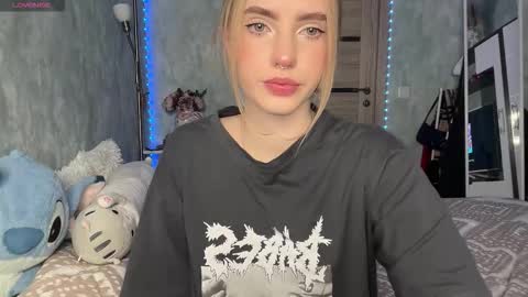 Snapshot of dark_side1213 chatting on 11-10-25, 07:07 Darkside online show from 11-10-25, 07:07