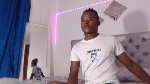 Chris  online show from 11-16-25, 03:23