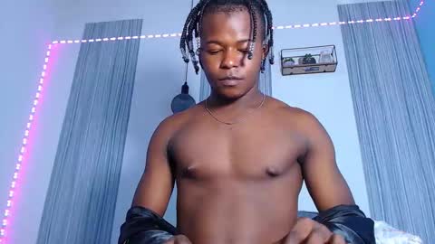 Chris  online show from 11-18-25, 07:24