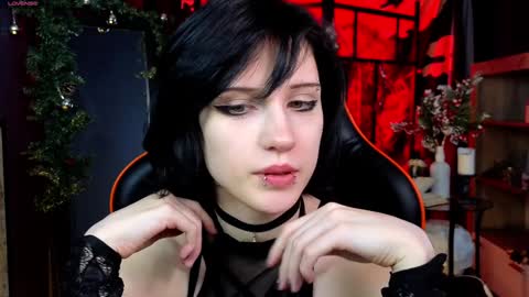 Snapshot of dark_vamp_ chatting on 12-21-24, 01:15 Vamp online show from 12-21-24, 01:15