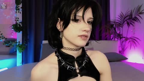 Snapshot of dark_vamp_ chatting on 01-20-25, 11:02 Vamp online show from 01-20-25, 11:02