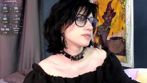 Snapshot of dark_vamp_ chatting on 02-05-25, 06:37 Vamp online show from 02-05-25, 06:37