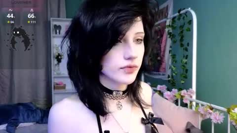 Snapshot of dark_vamp_ chatting on 10-10-25, 03:22 Vamp online show from 10-10-25, 03:22