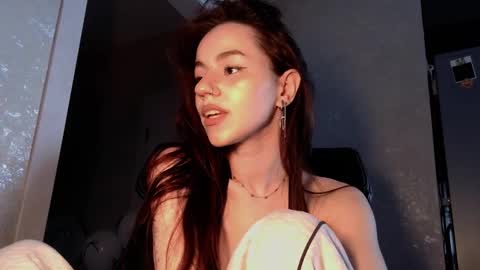 Snapshot of dark_witch_ chatting on 10-15-25, 11:32 Alice online show from 10-15-25, 11:32