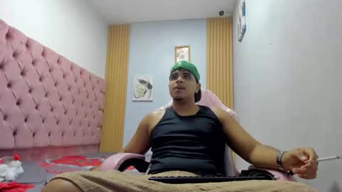 Snapshot of darkalphax01 chatting on 12-18-25, 02:17 darkalphax01 online show from 12-18-25, 02:17