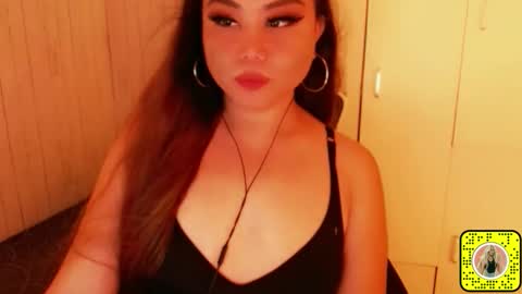 Snapshot of darkbirde chatting on 11-06-25, 07:48 Rose Dawson online show from 11-06-25, 07:48