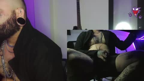 darkclothes online show from 12-31-24, 07:42