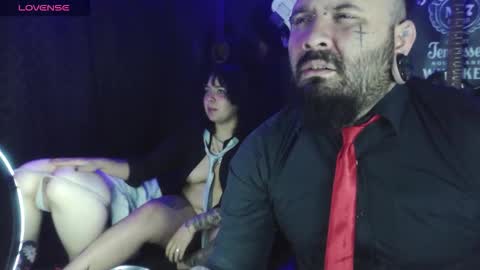 darkclothes online show from 10-31-25, 06:47