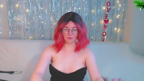 Kelly online show from 12-22-24, 06:17