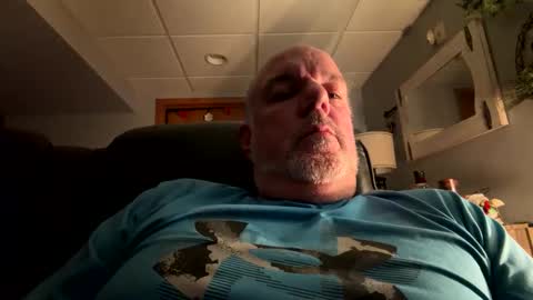 darknite083072 online show from 12-21-25, 06:09