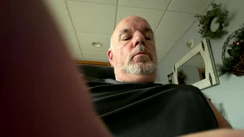 darknite083072 online show from 12-23-25, 05:16