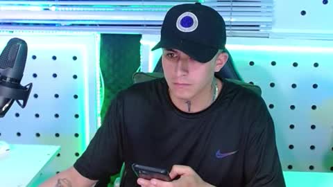 DARKO0717 online show from 12-18-25, 02:50