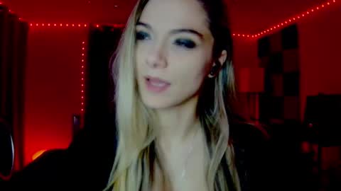 roseredgoddess online show from 11-07-25, 04:01