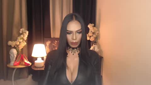 HAPPY BIRTHDAY MISTRESS MADRIANA online show from 12-30-24, 10:53